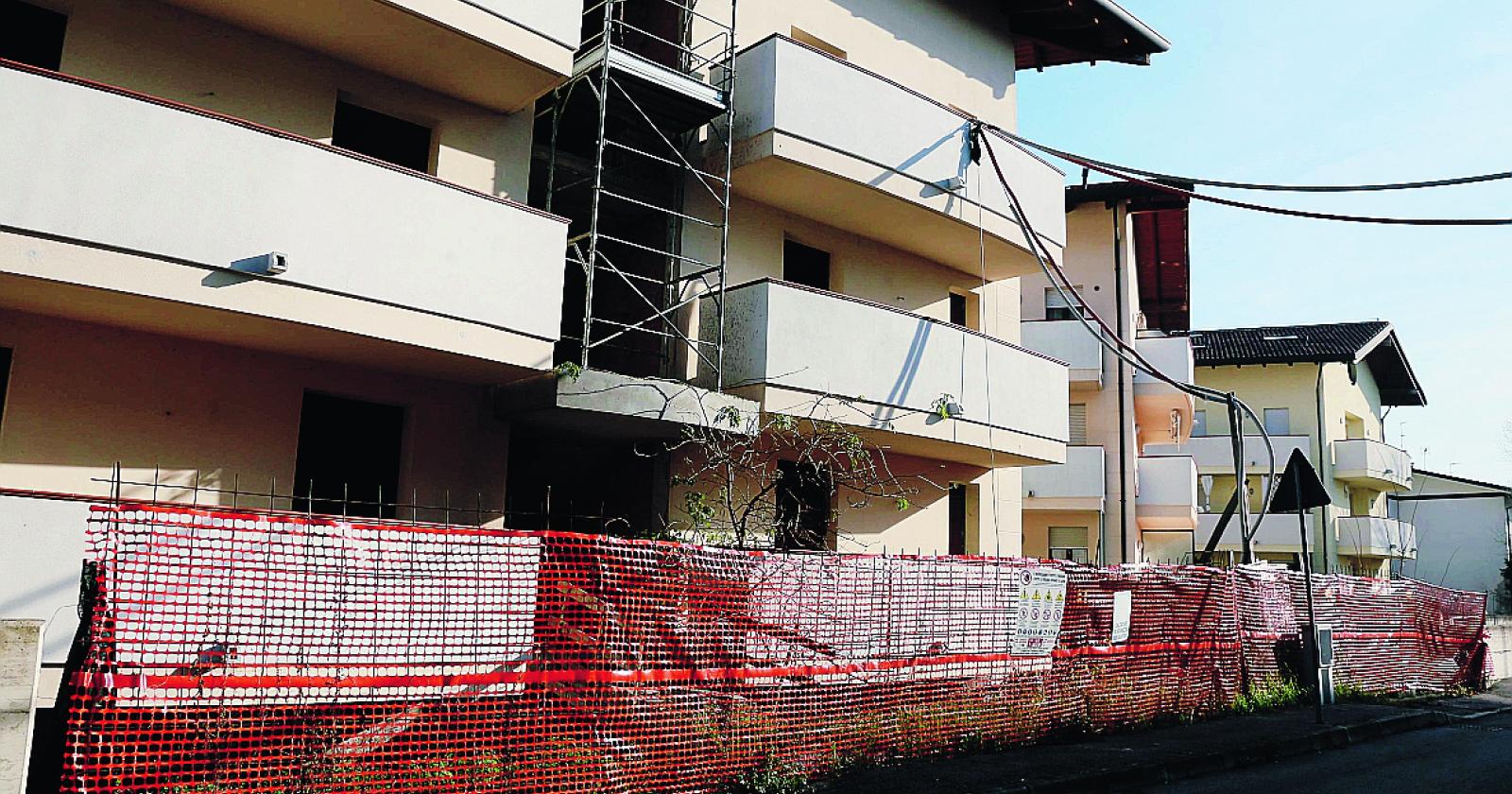 Abusi 6M, il comune rischia una causa