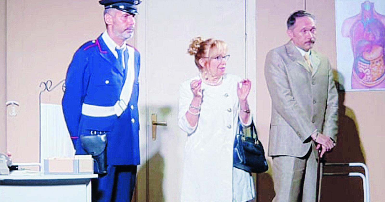 Teatro amatoriale: spettacoli in villa, che belli!