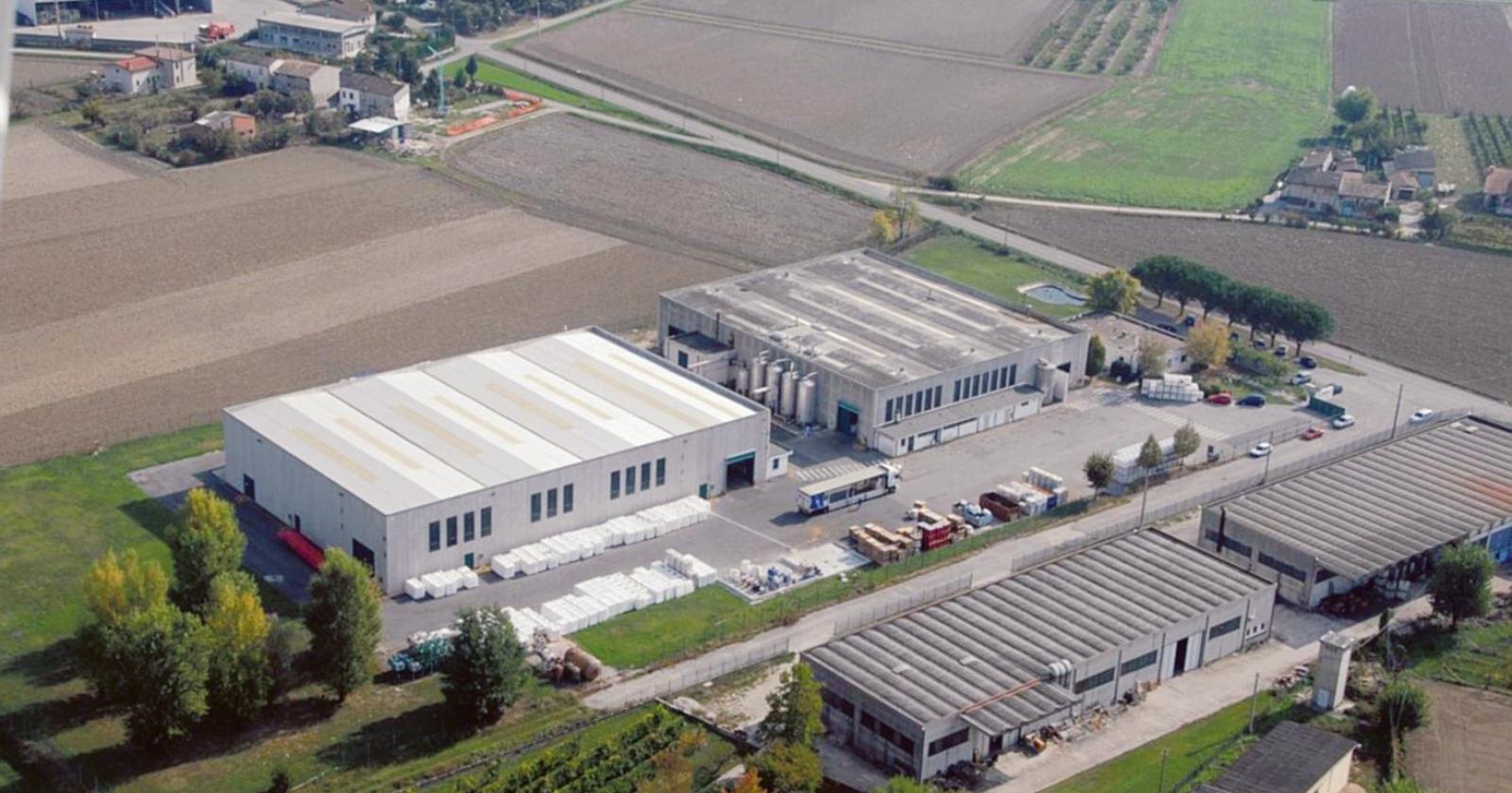 Chiude Akrema, 17 lavoratori a rischio