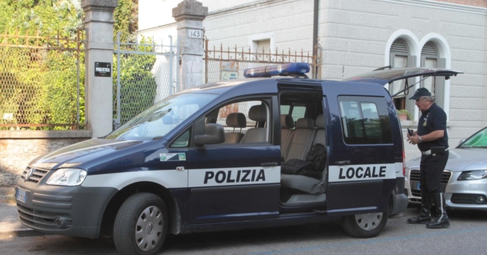 Vigili Urbani a Rovigo in Viale Trieste