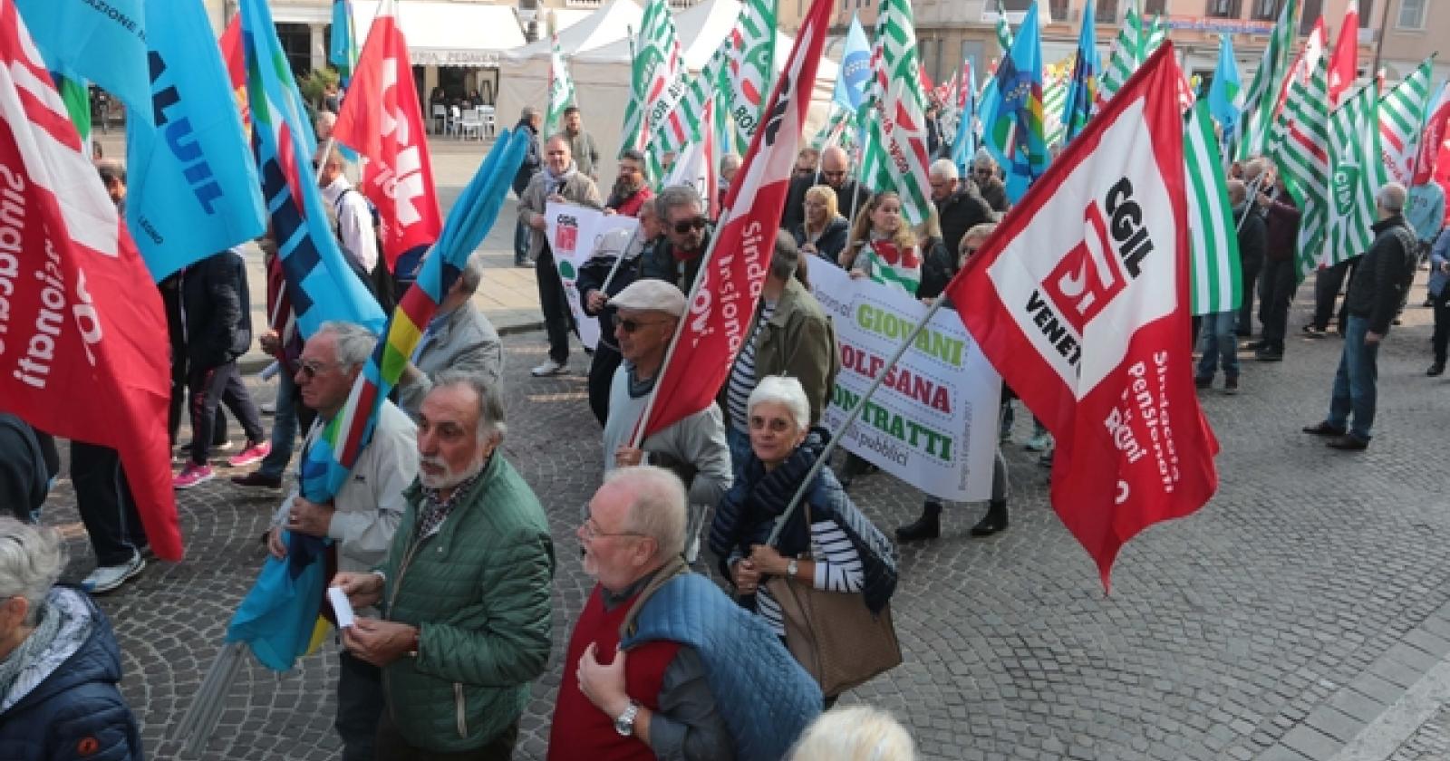 300 polesani hanno manifestato a Mestre 