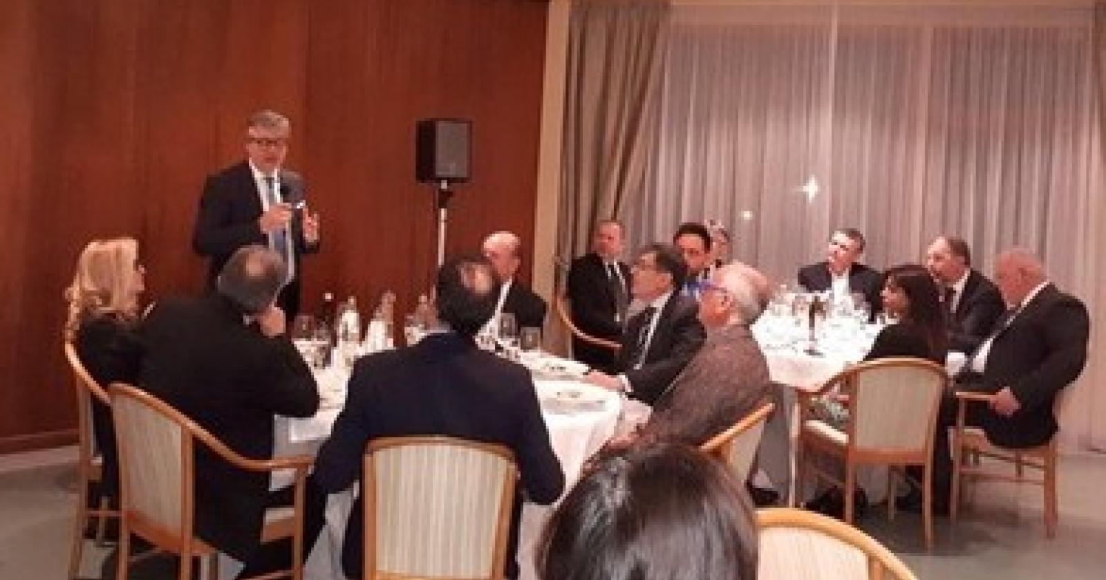 Cena buyers Distretto ittico Albarella (1).JPG