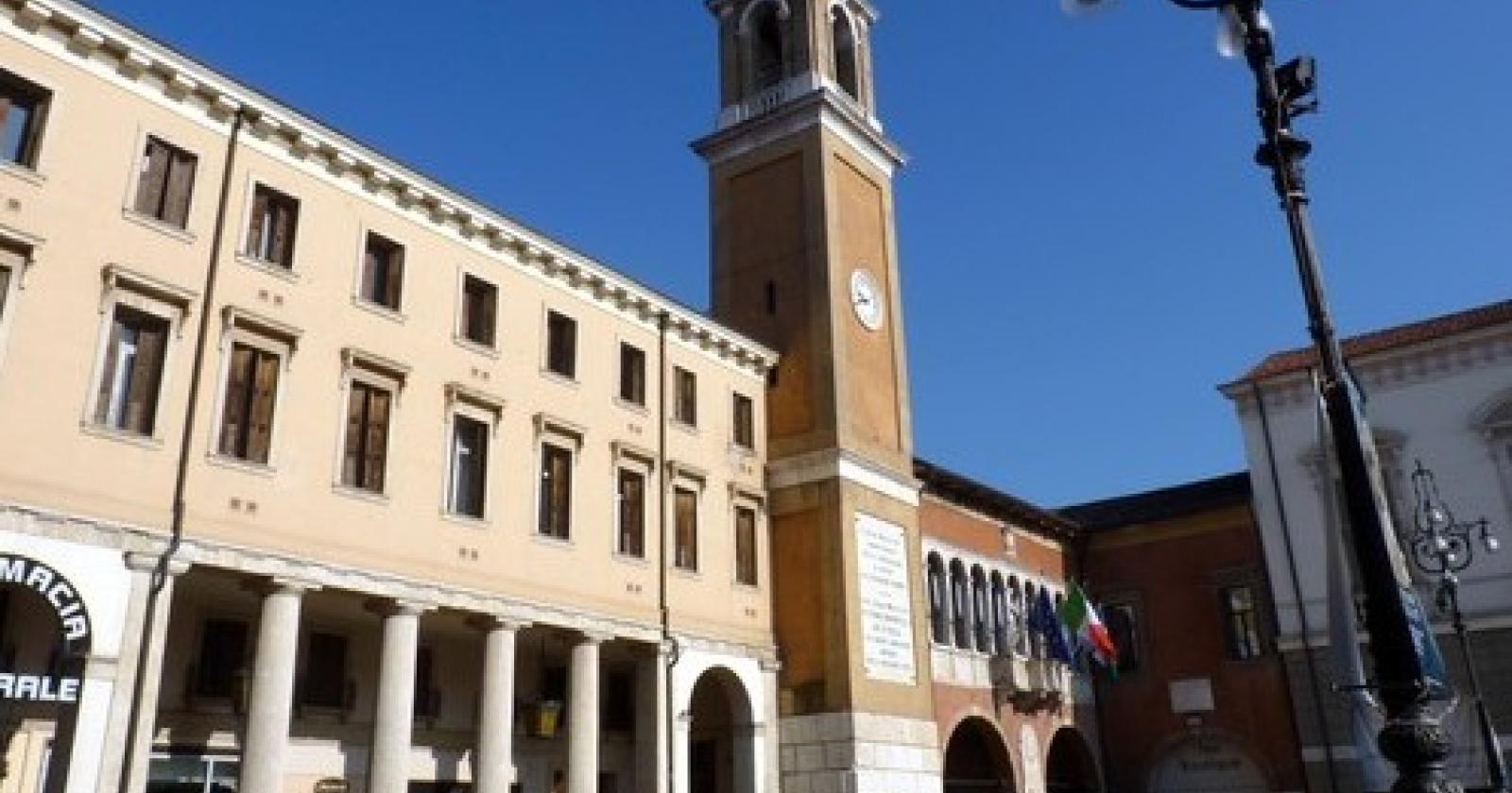 palazzo%20nodari[1].JPG
