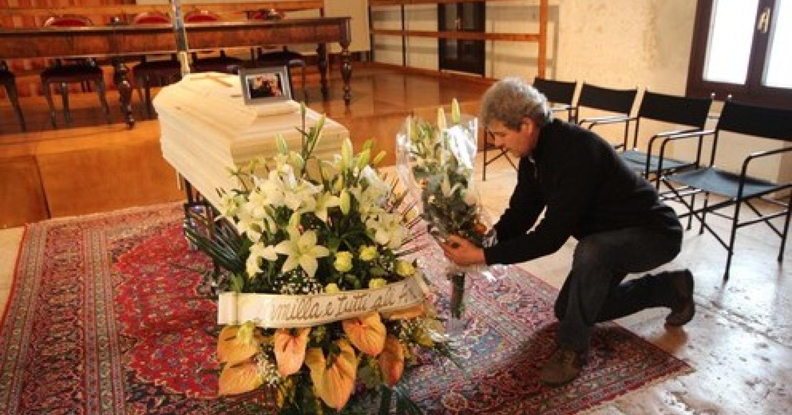 funerale[1].JPG