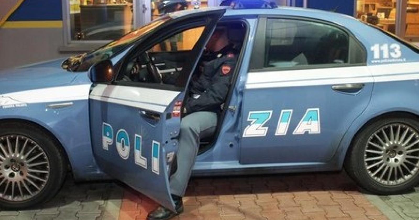 polizia[2].JPG