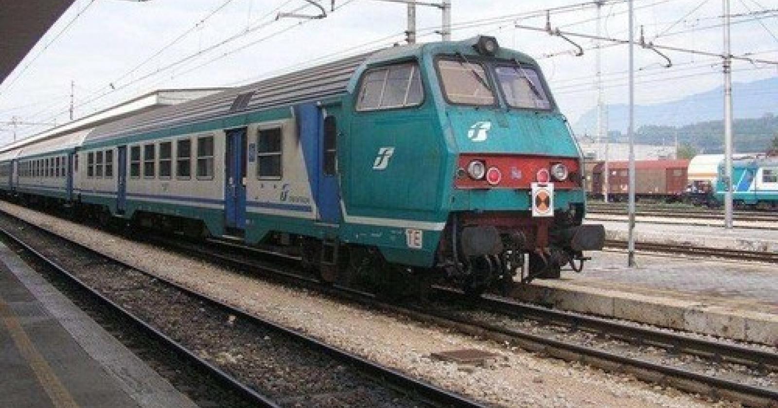 treni[1].JPG