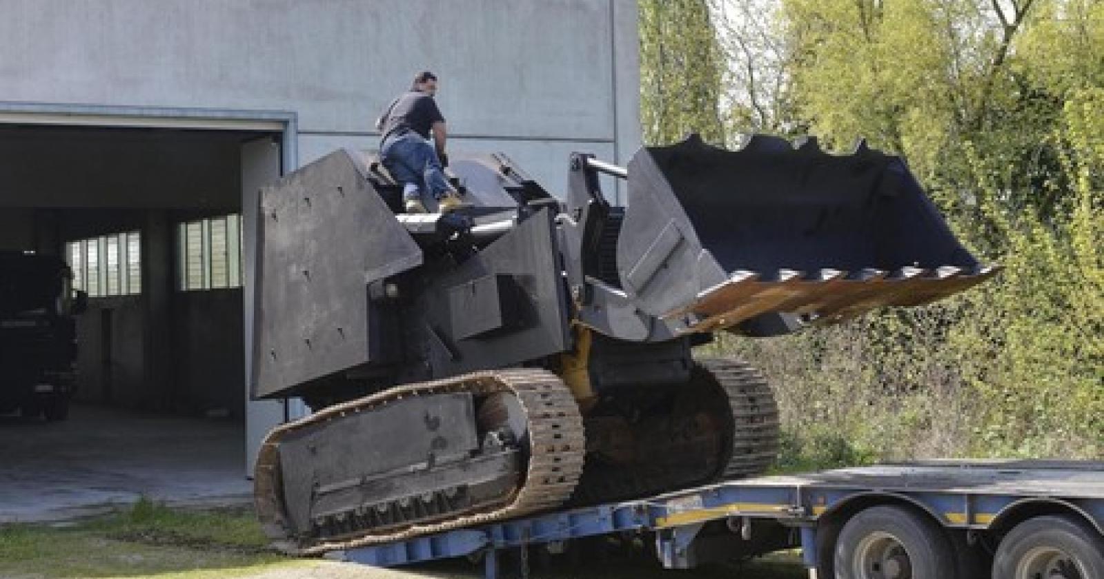 44059