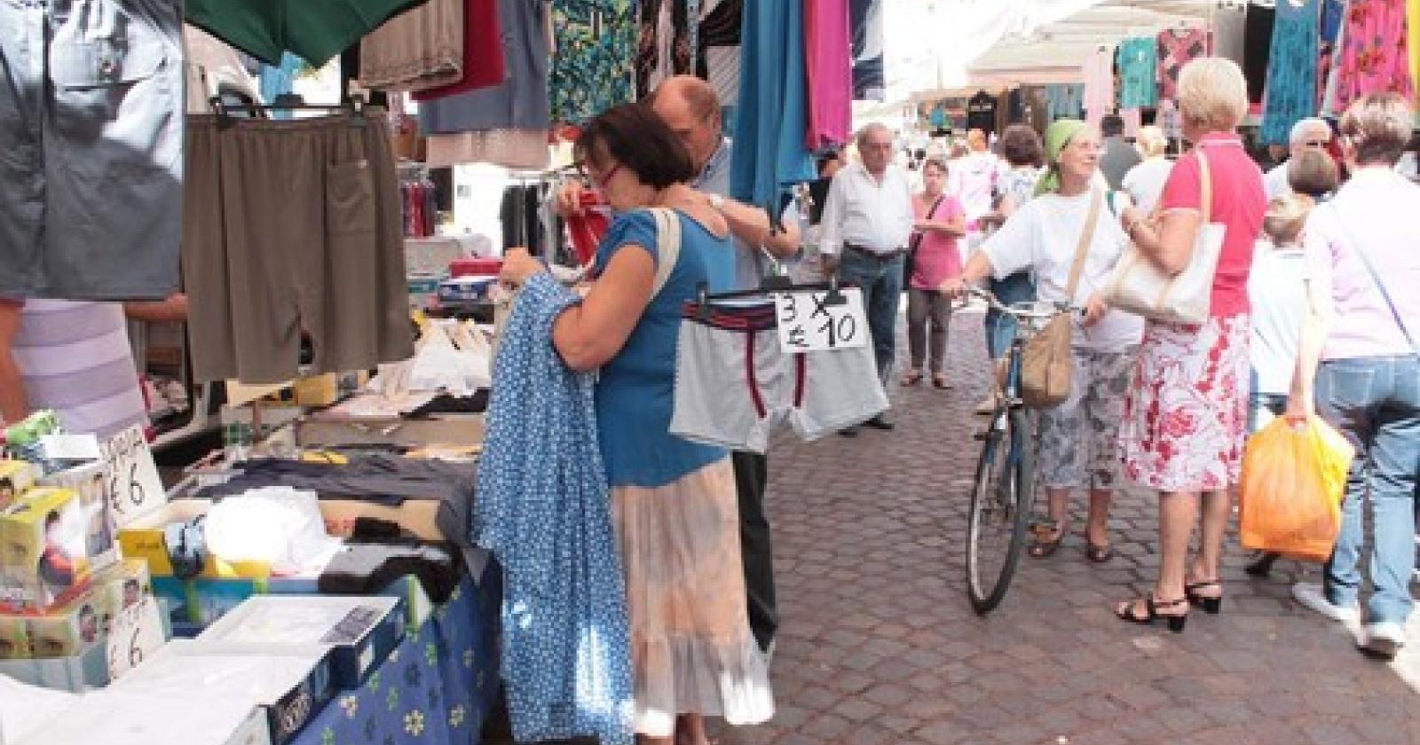 mercato[1].JPG
