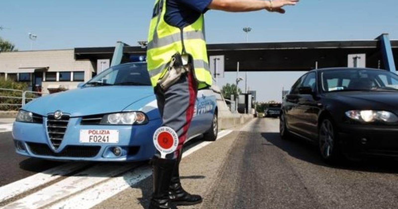 Tre tir si scontrano in A13, autostrada bloccata a Rovigo