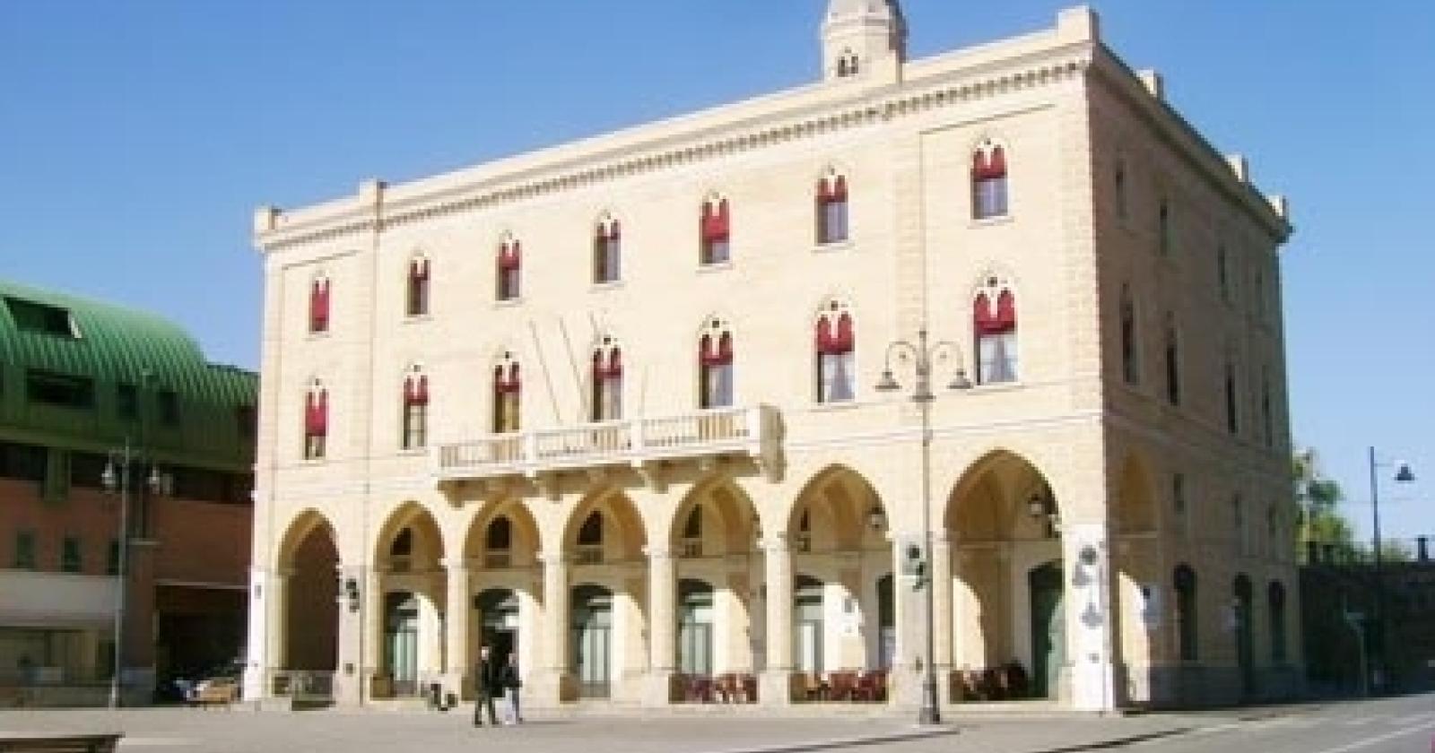 municipio cavarzere1.JPG