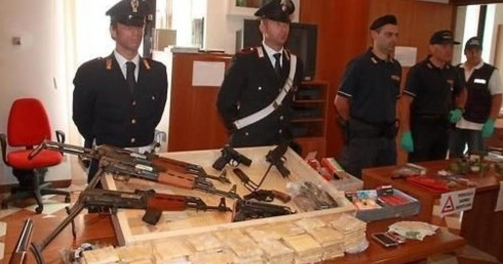 armi sequestrate badia.JPG
