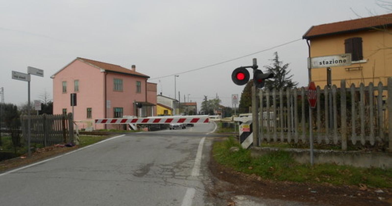 BARICETTA Passggio a livello a chiuso
