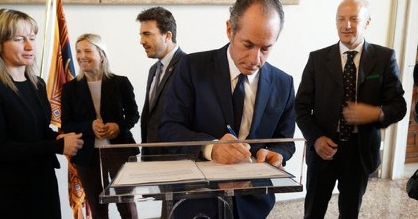 Veneto Autonomia Zaia firma (3).JPG