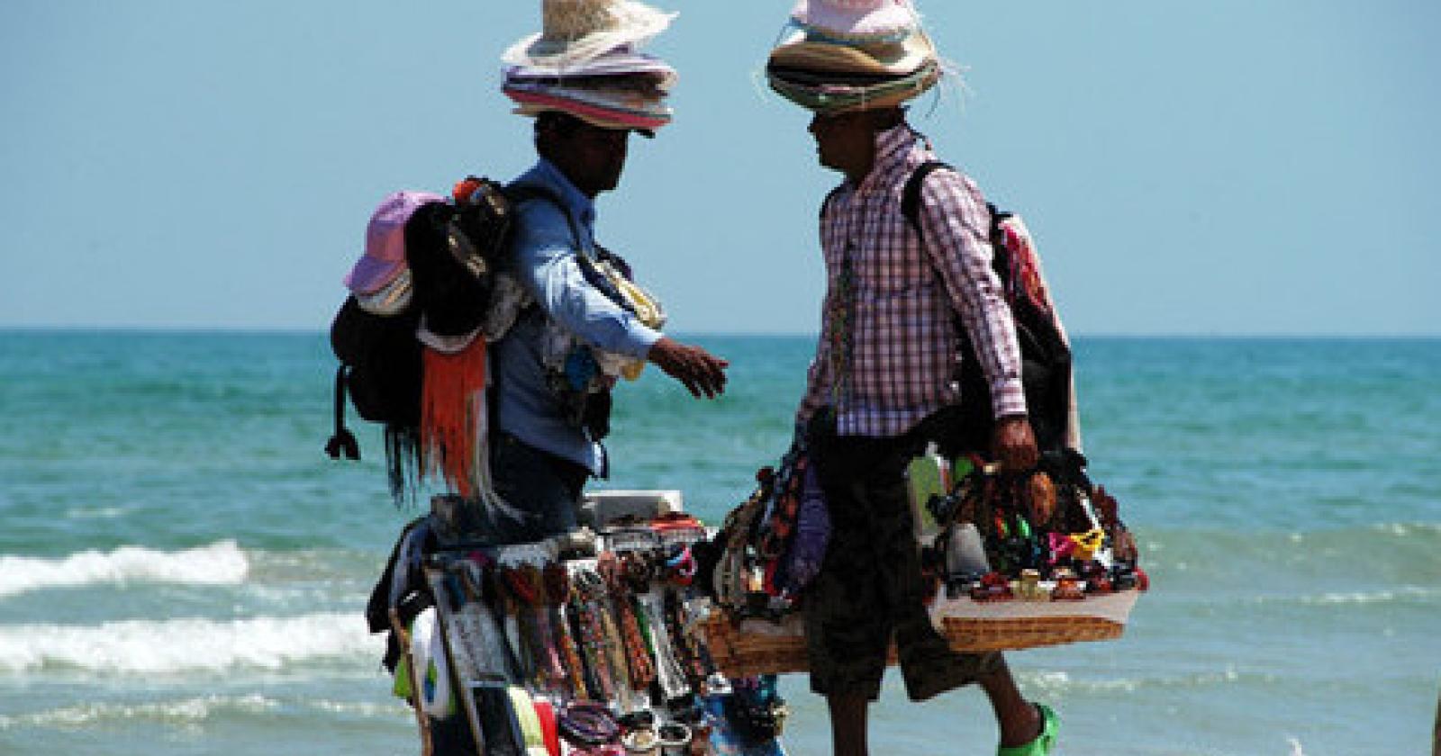 abusivi spiaggia.jpg