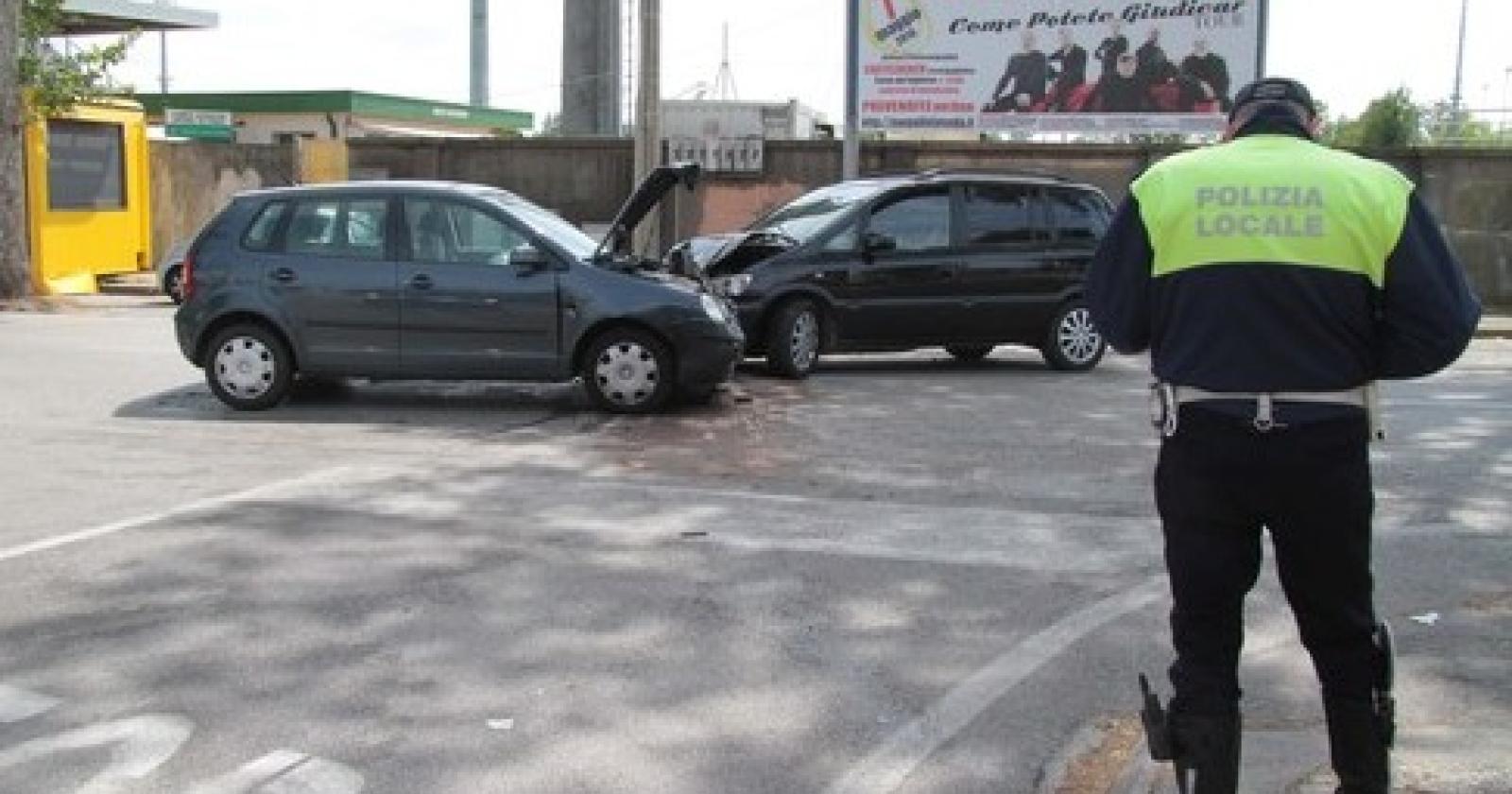 incidente polo zafira.JPG
