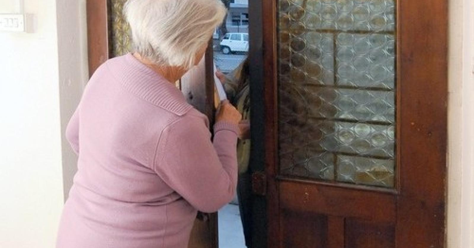 Si spacciano per volontarie Andos per truffare i cittadini