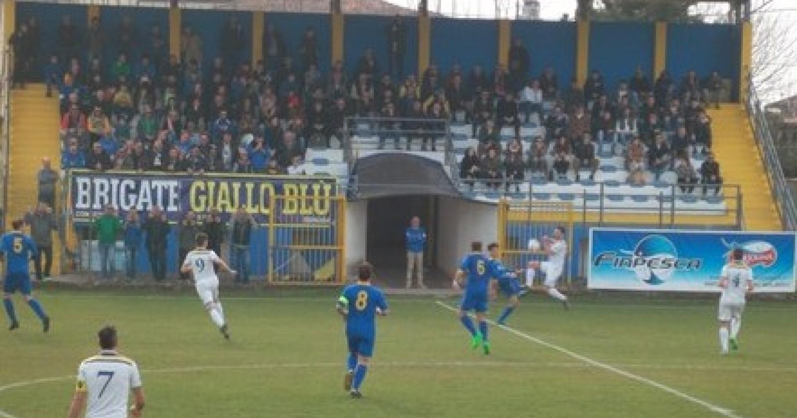 porto viro tribuna1.JPG