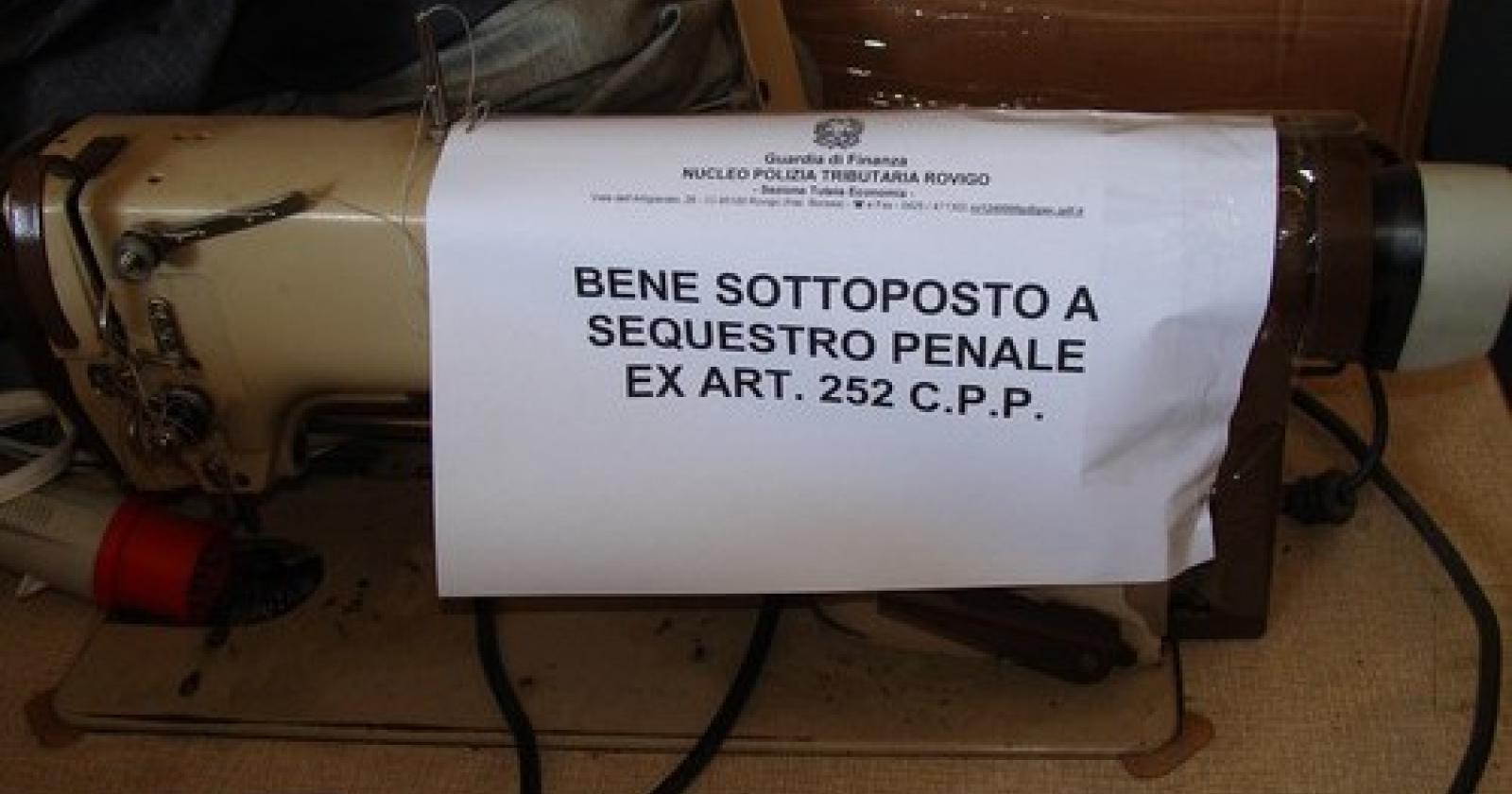 macchina da cucire sequestrata finanza.jpg