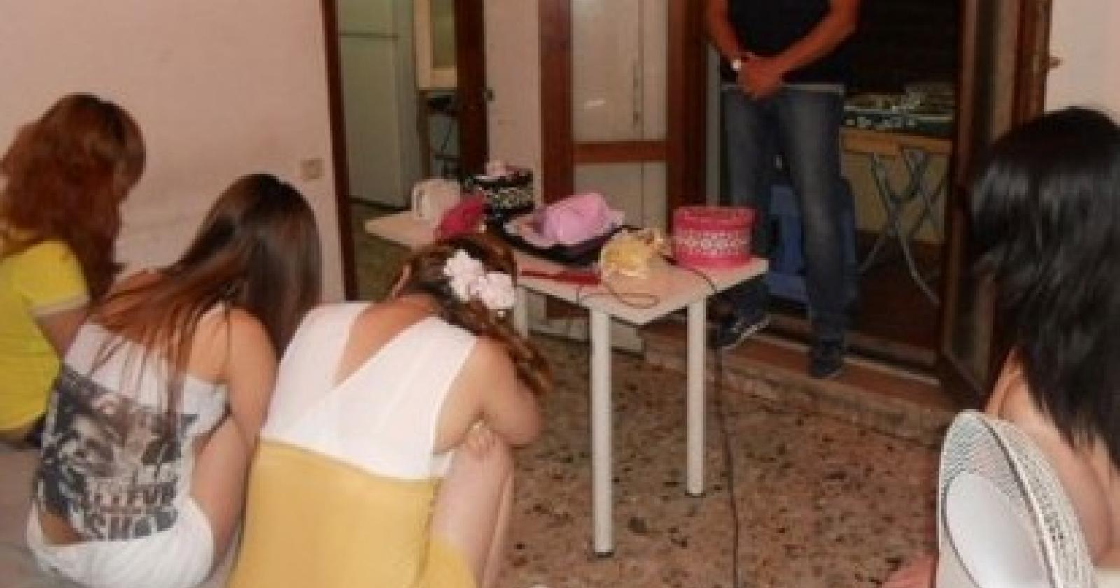 cinesi lucciole.jpg