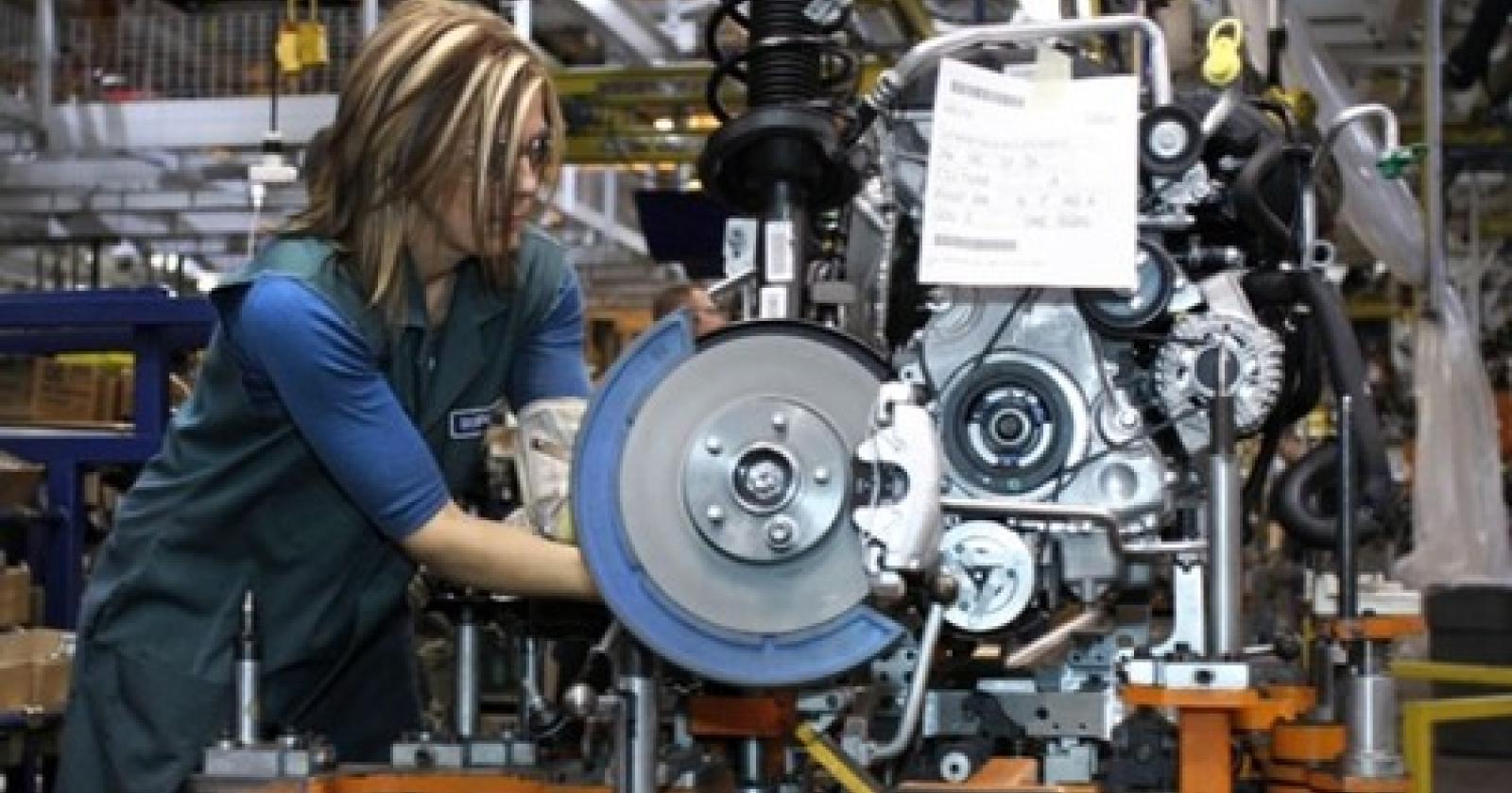 Il lavoro c'è, ma adesso servono lavoratori formati 