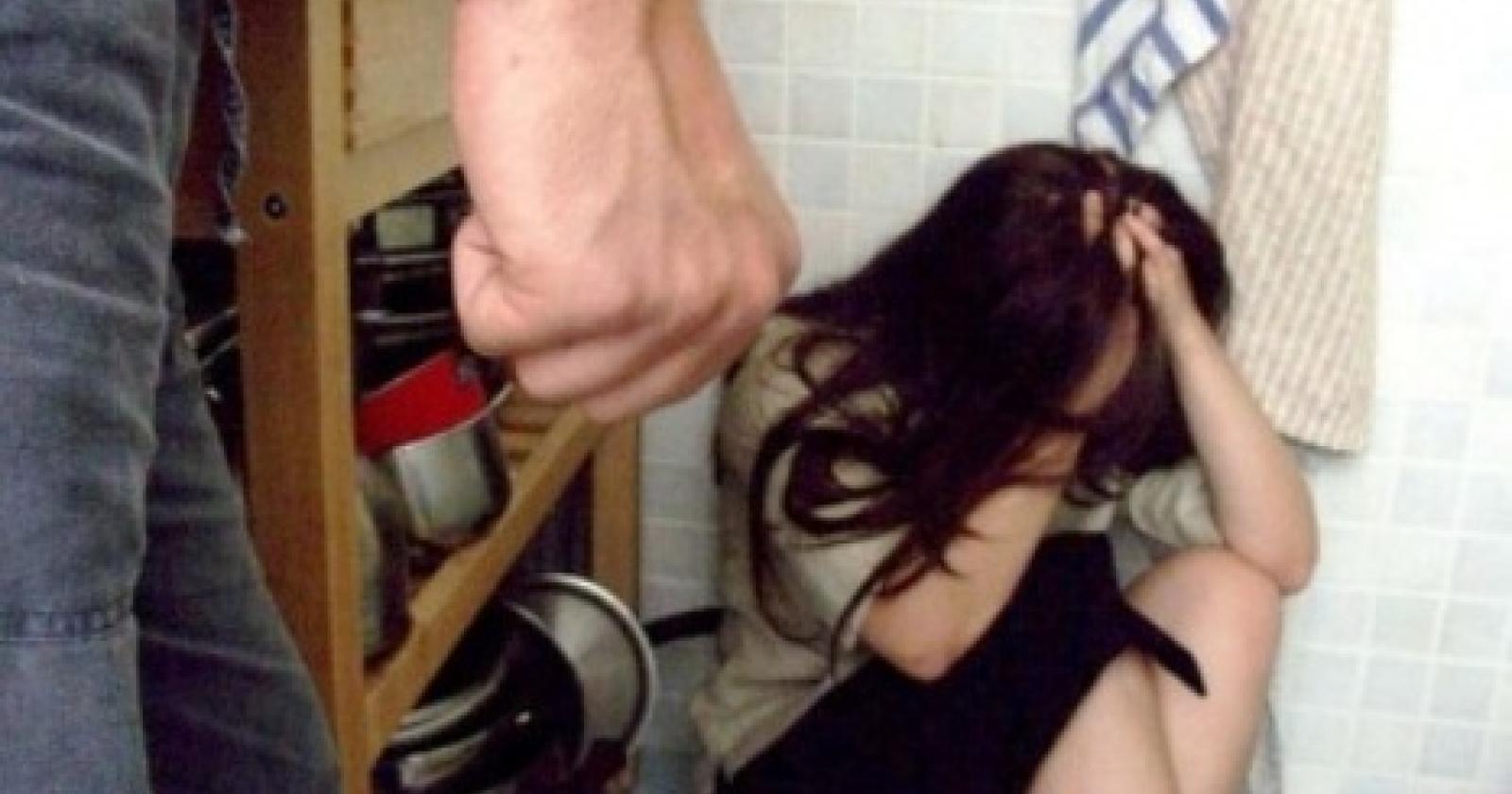 violenza moglie.jpg