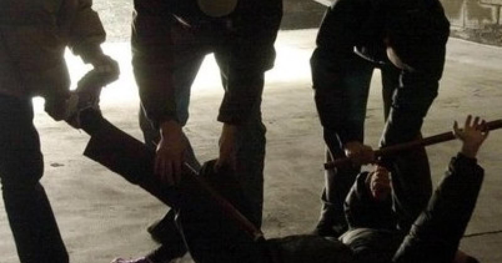 28enne arrestato per aggressione e danneggiamento in un bar