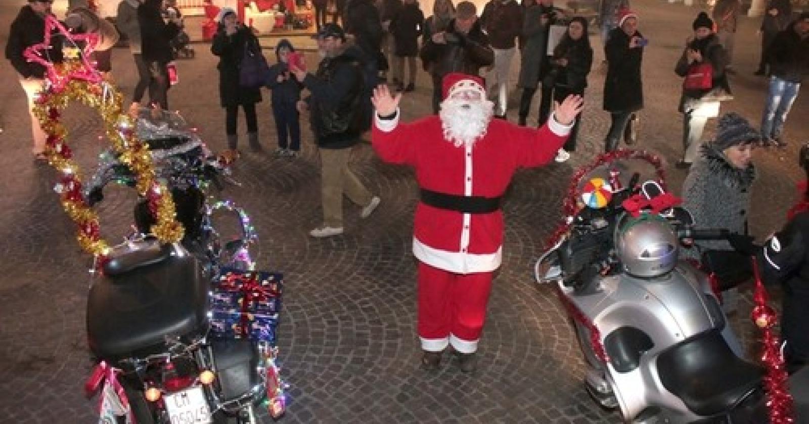 Moto Club Babbo Natale 5