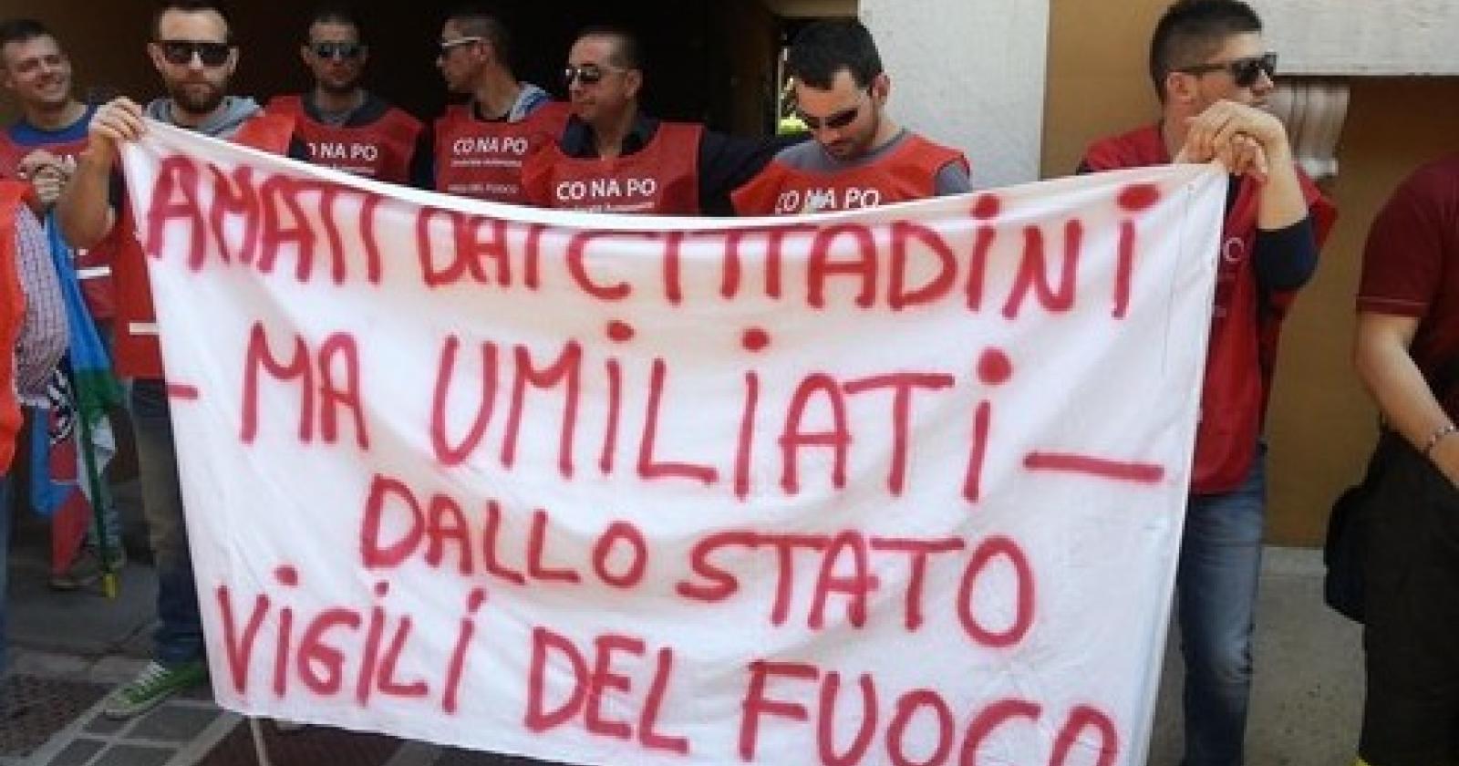 vigili fuoco protesta.jpg