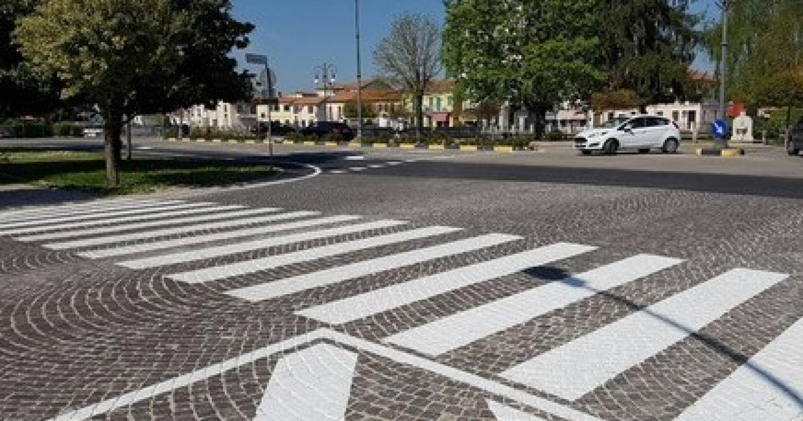 LAVORI Attraversamento pedonale in corso Mazzini.j