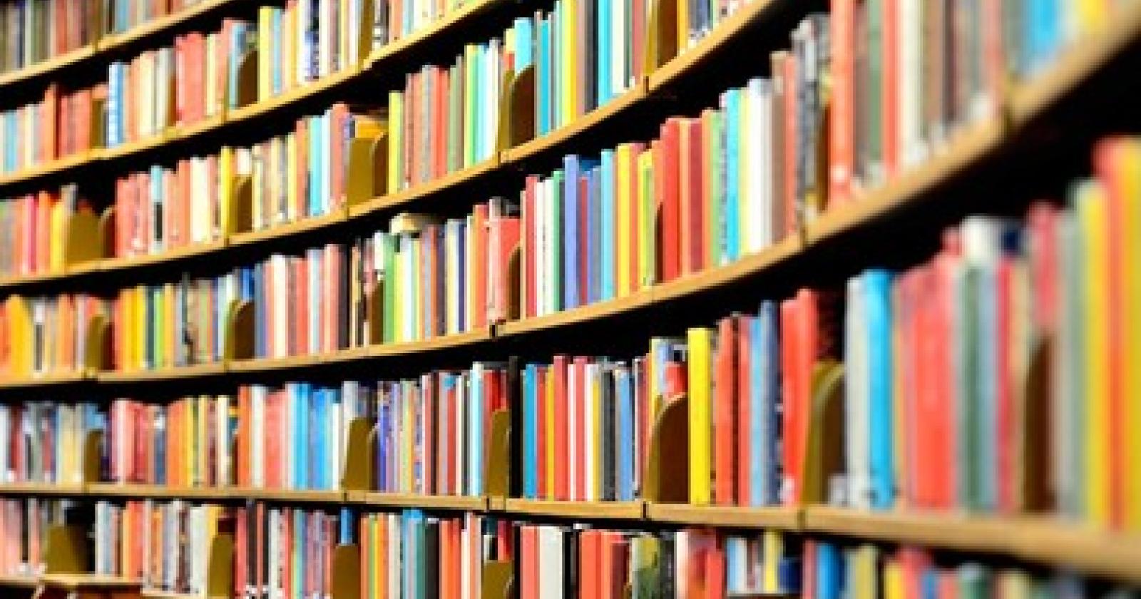 Biblioteche, prestiti dei libri in calo