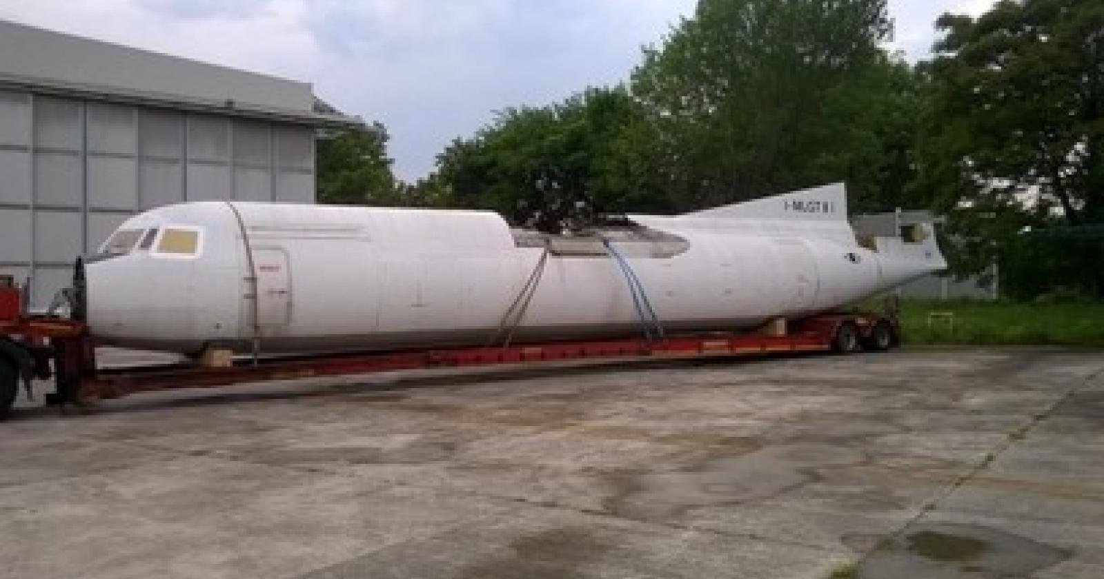 83557