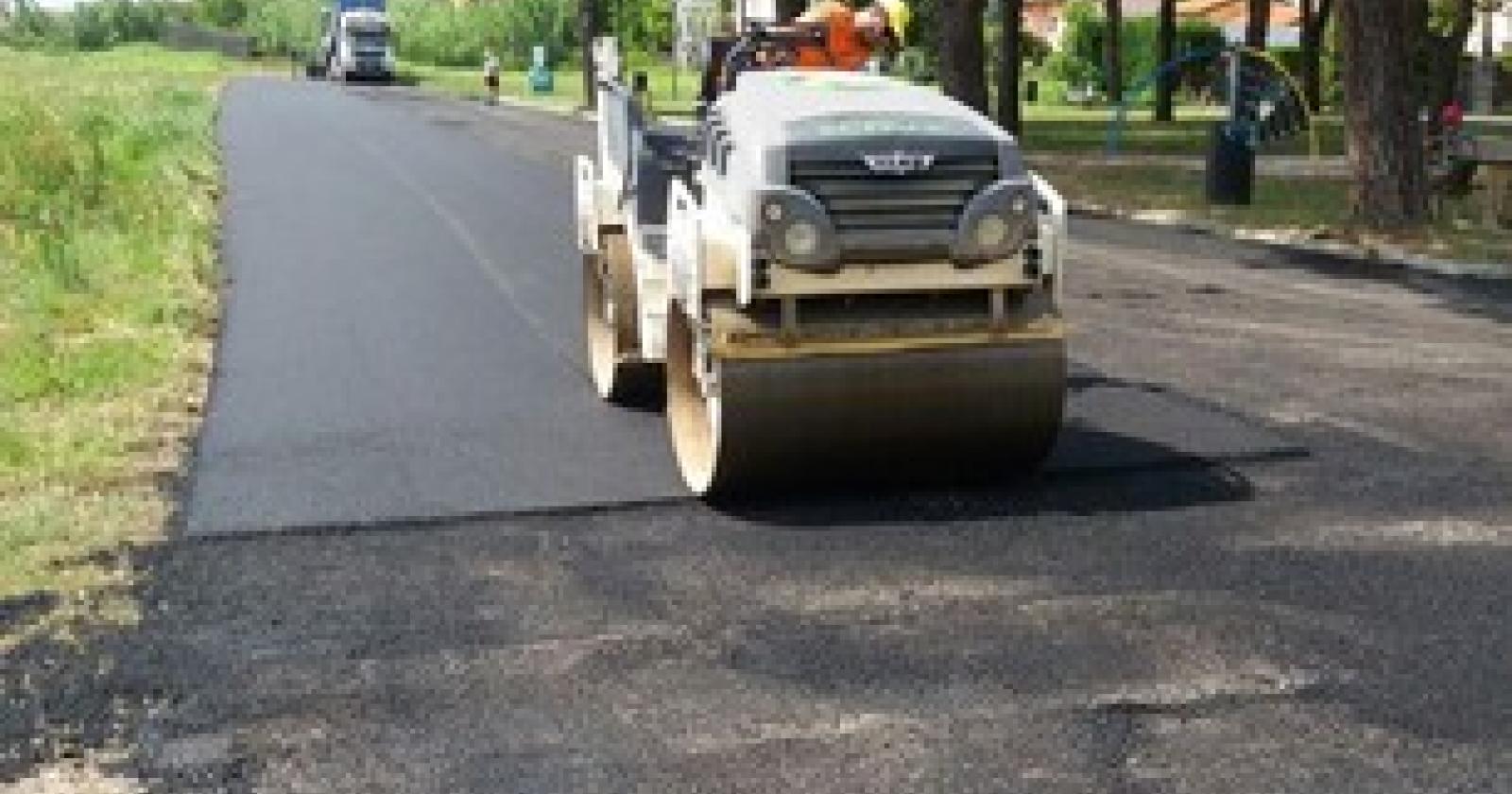84384