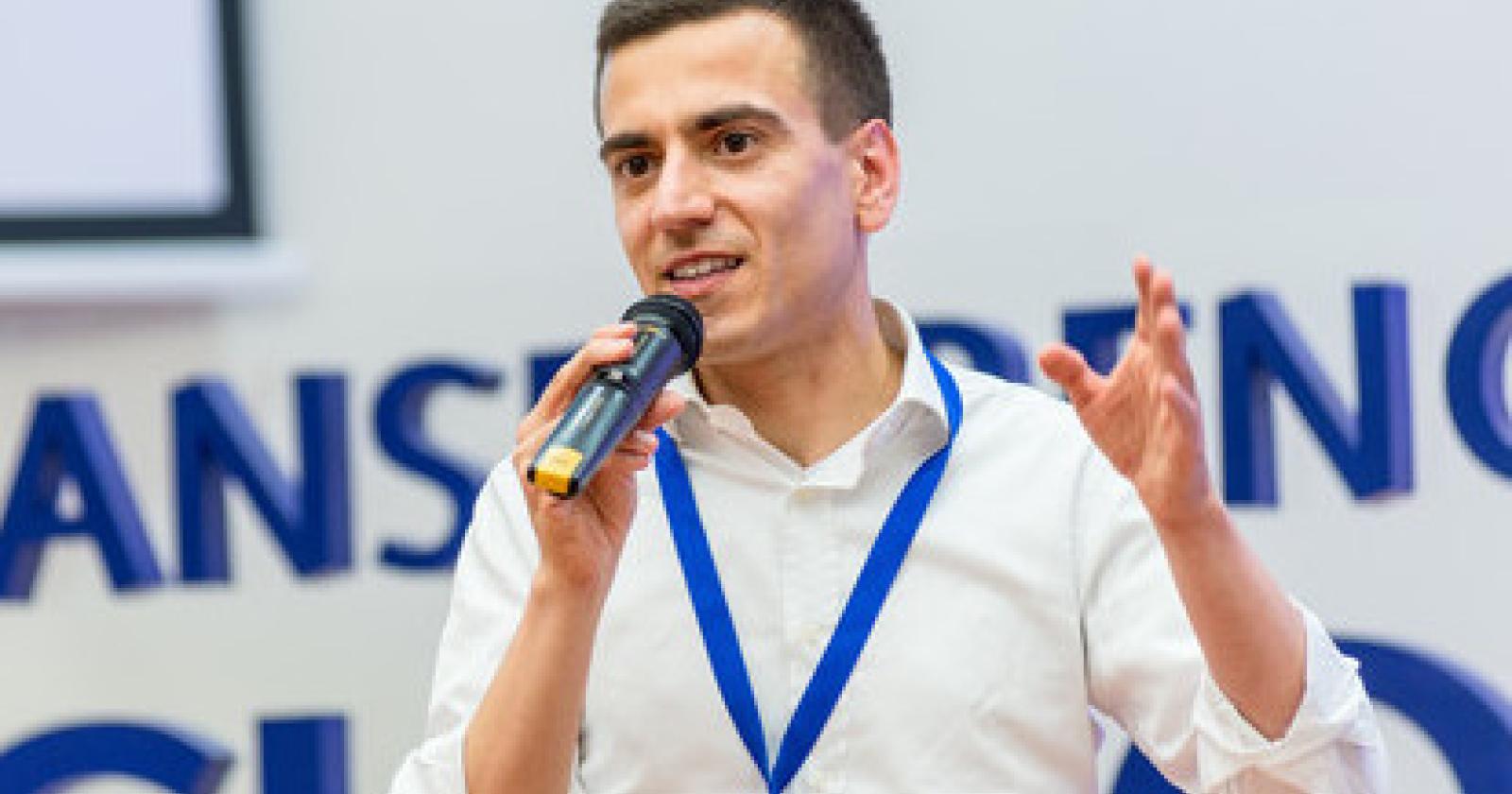 Andrea1.jpg
