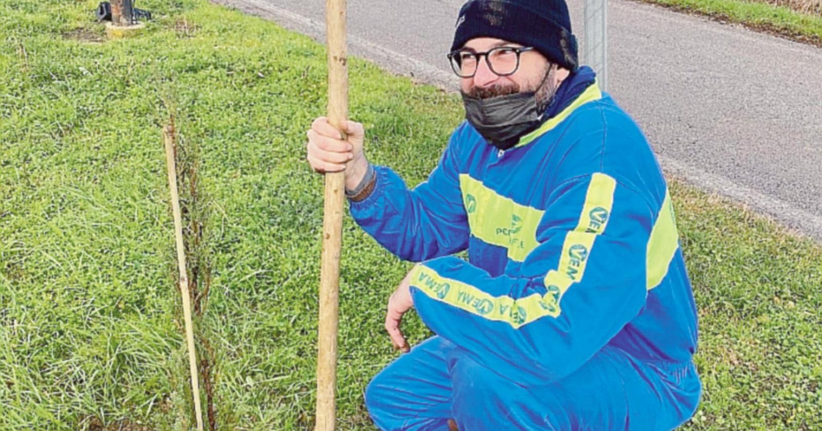 La Befana dei campioni: si piantano alberi