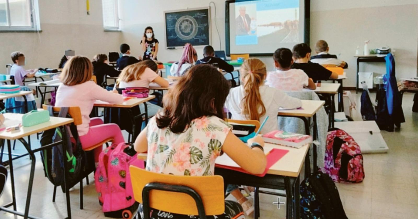 La scuola riparte, tra pericoli e caos