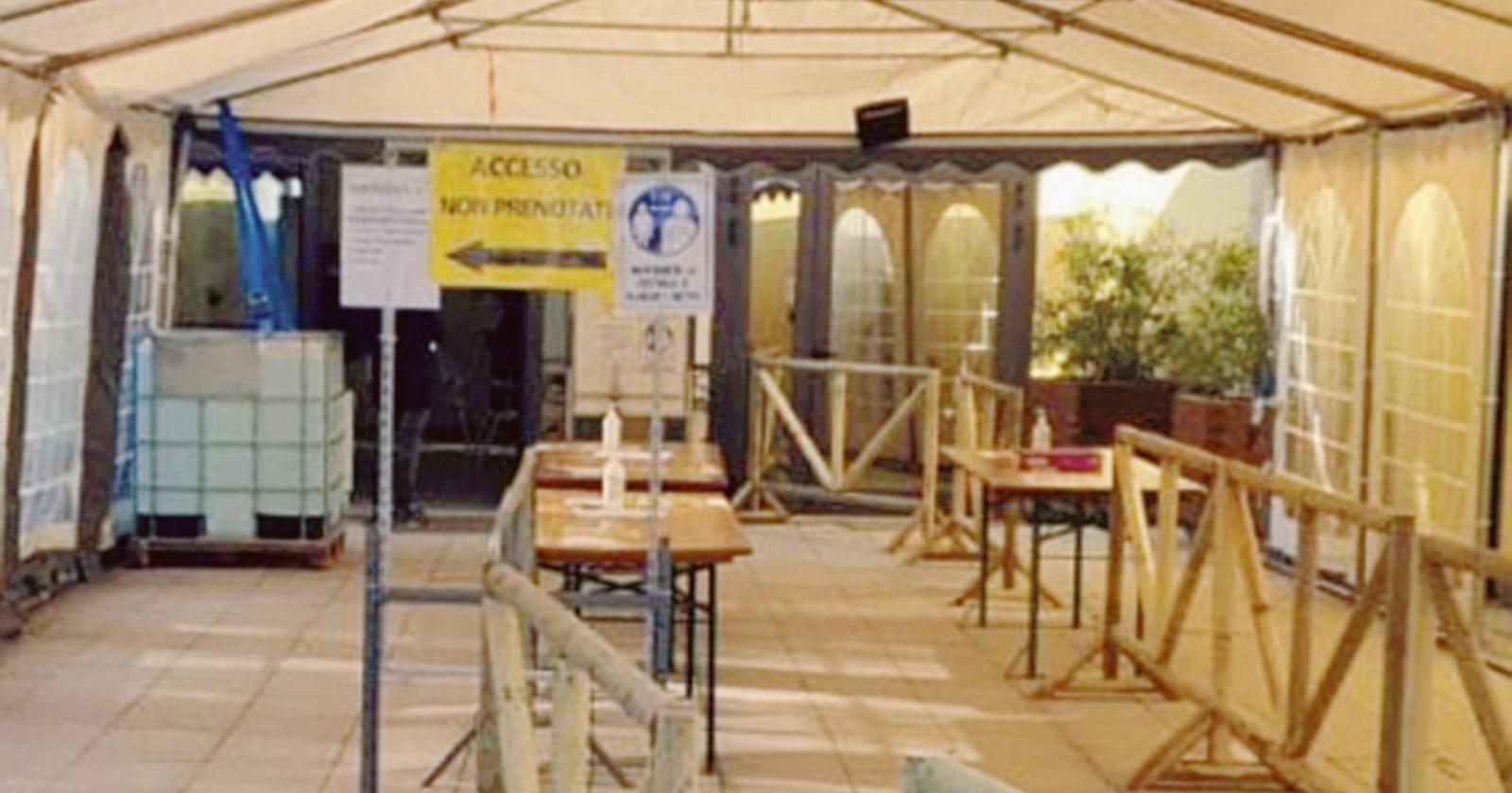 Il grande impegno di Croce verde in un Covid point sotto pressione