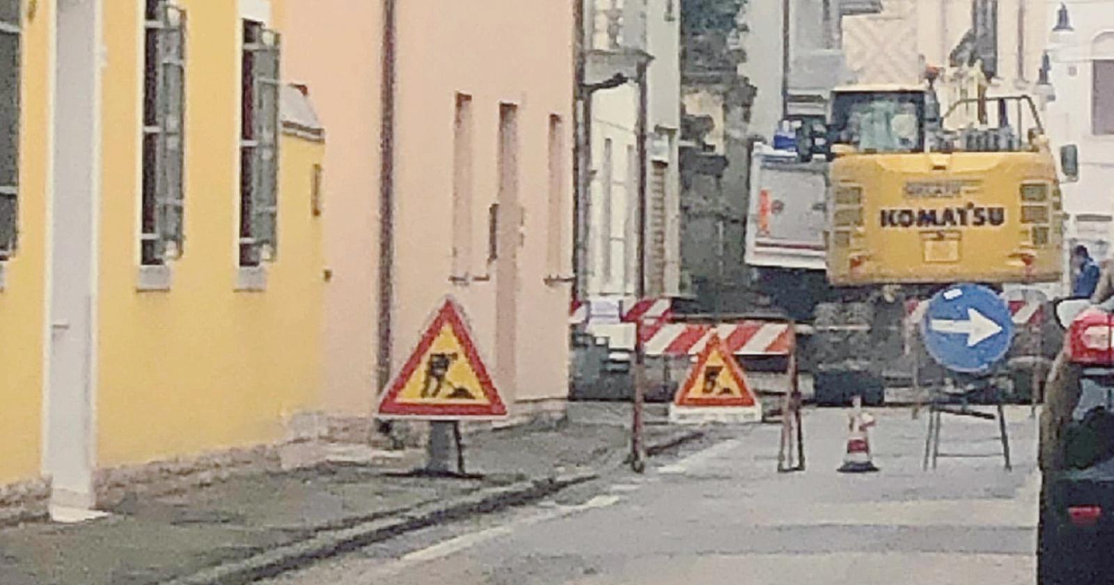 Via Roma, “Adesso Badia” attacca