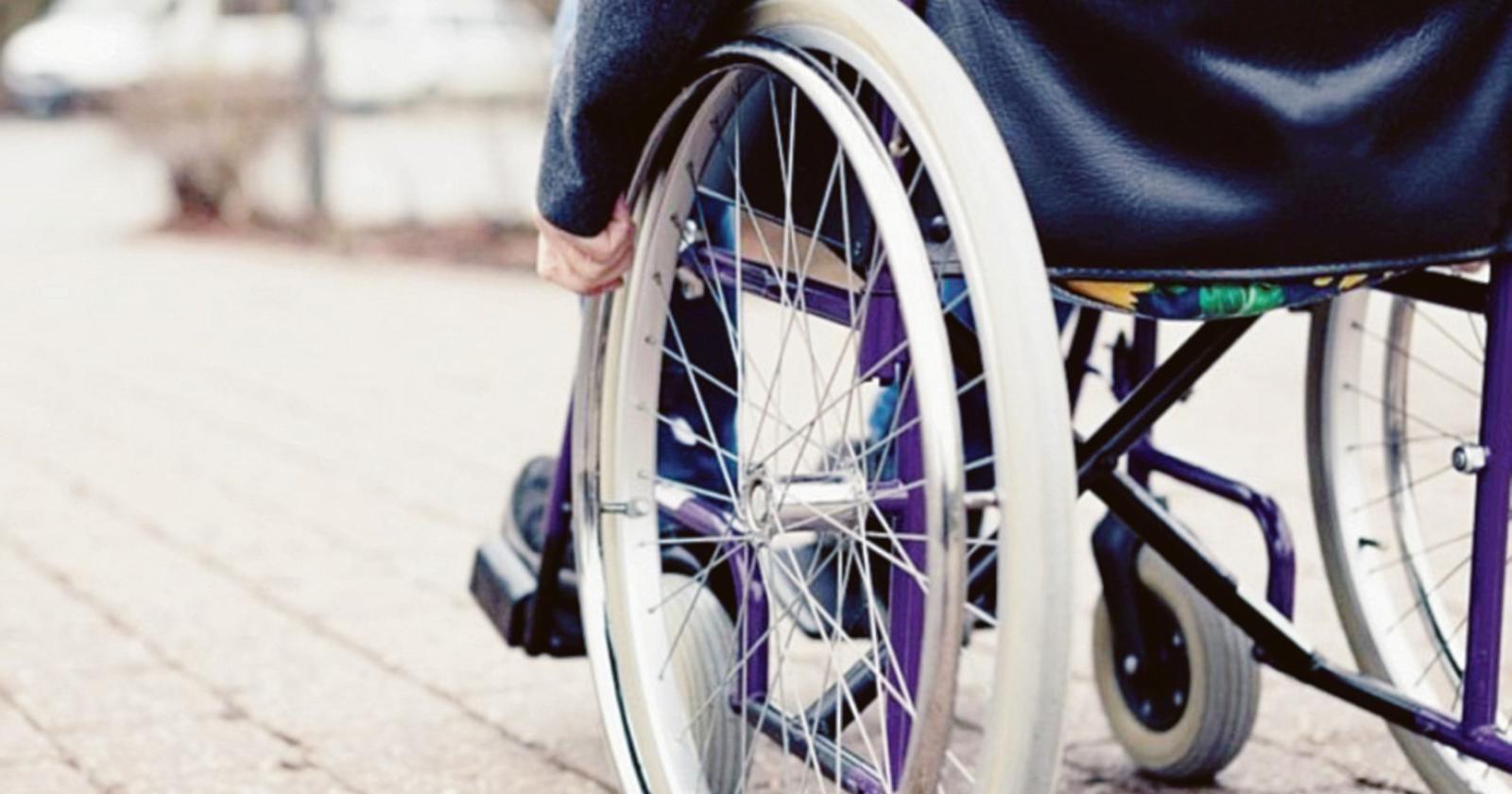 I genitori dei disabili: “Lasciati soli, una vergogna"