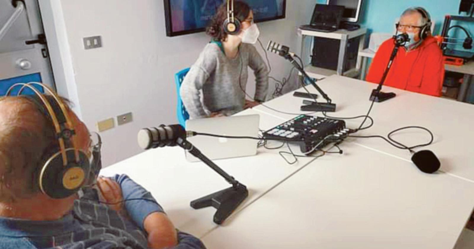 Vecchietti? Forse s&igrave;, ma anche maghi del web