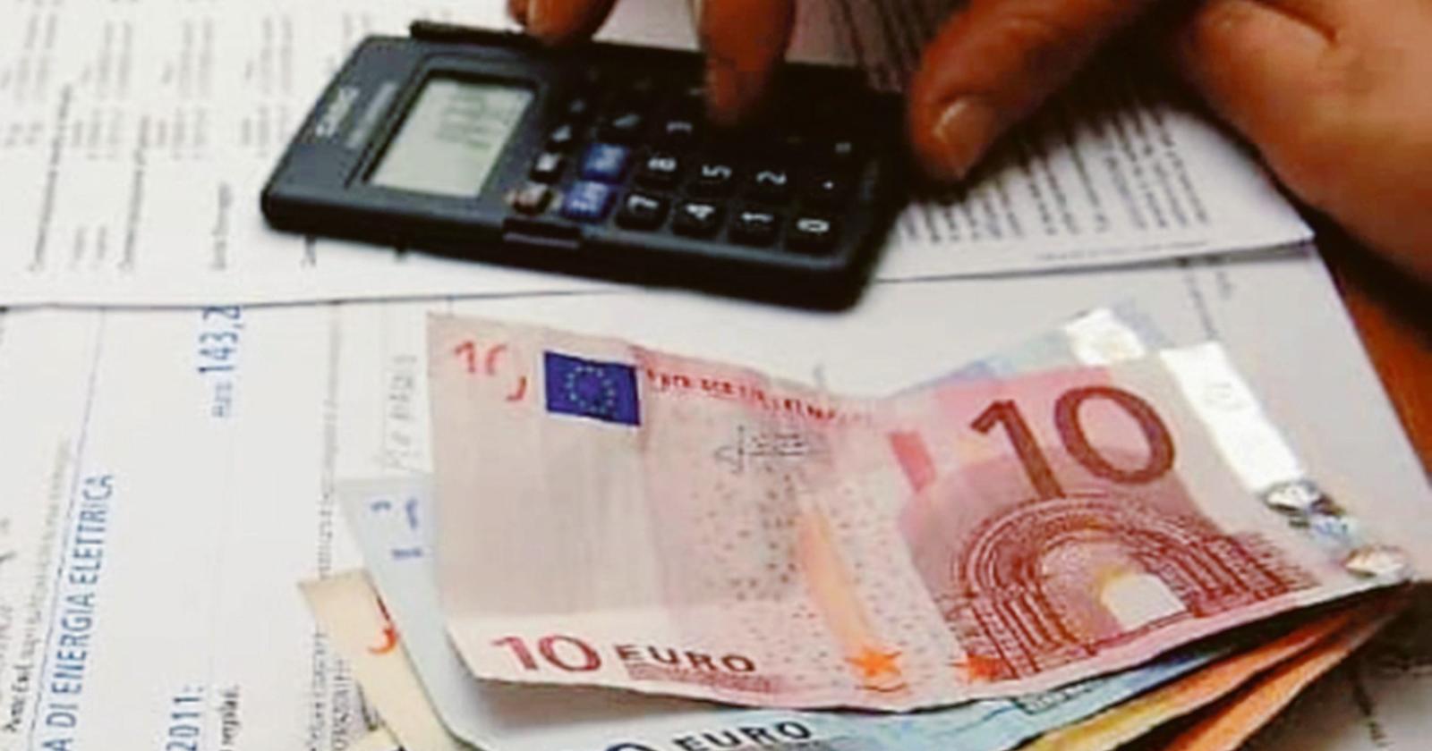 Le bollette costano un milione e mezzo in più