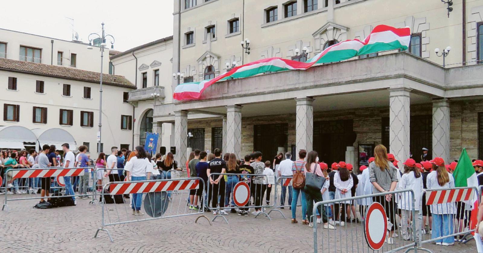 A casa da scuola anche il 3 giugno