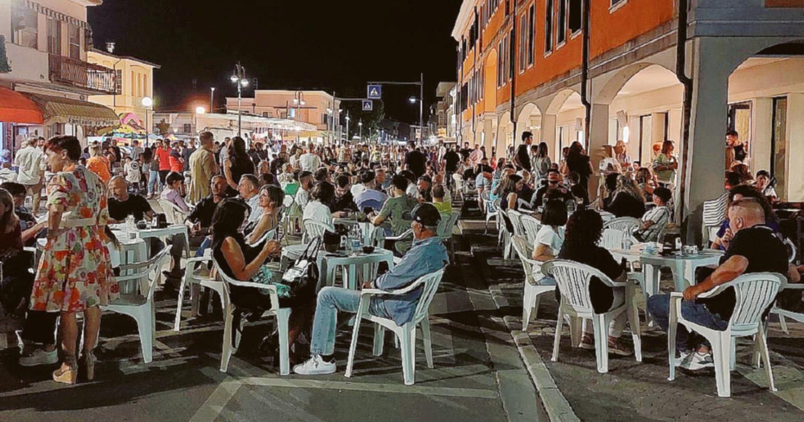“Marti”, subito boom. Arriva anche il sindaco