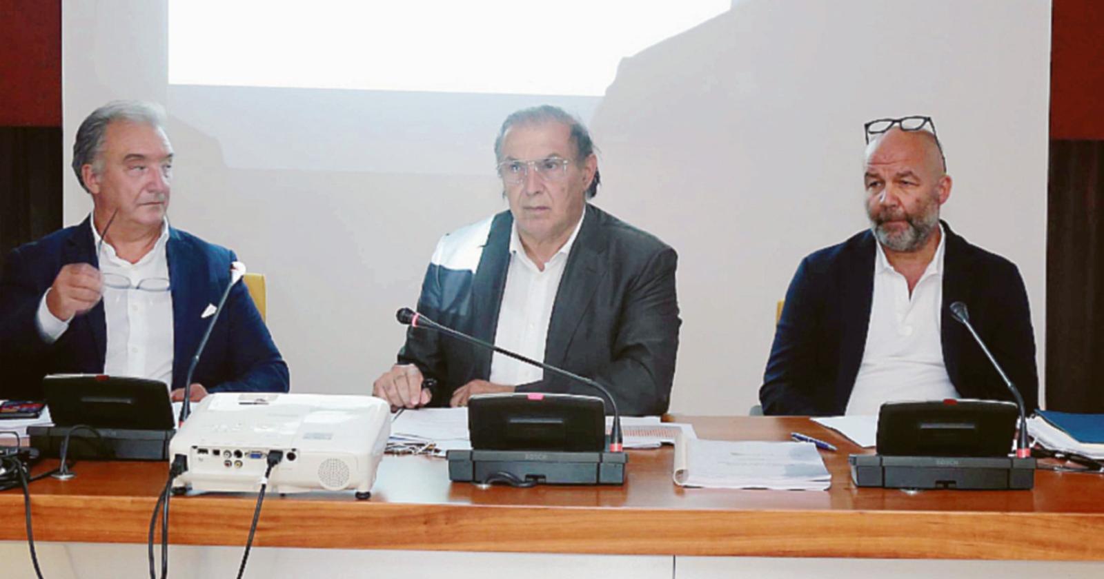 La decisione per il cda non slitta