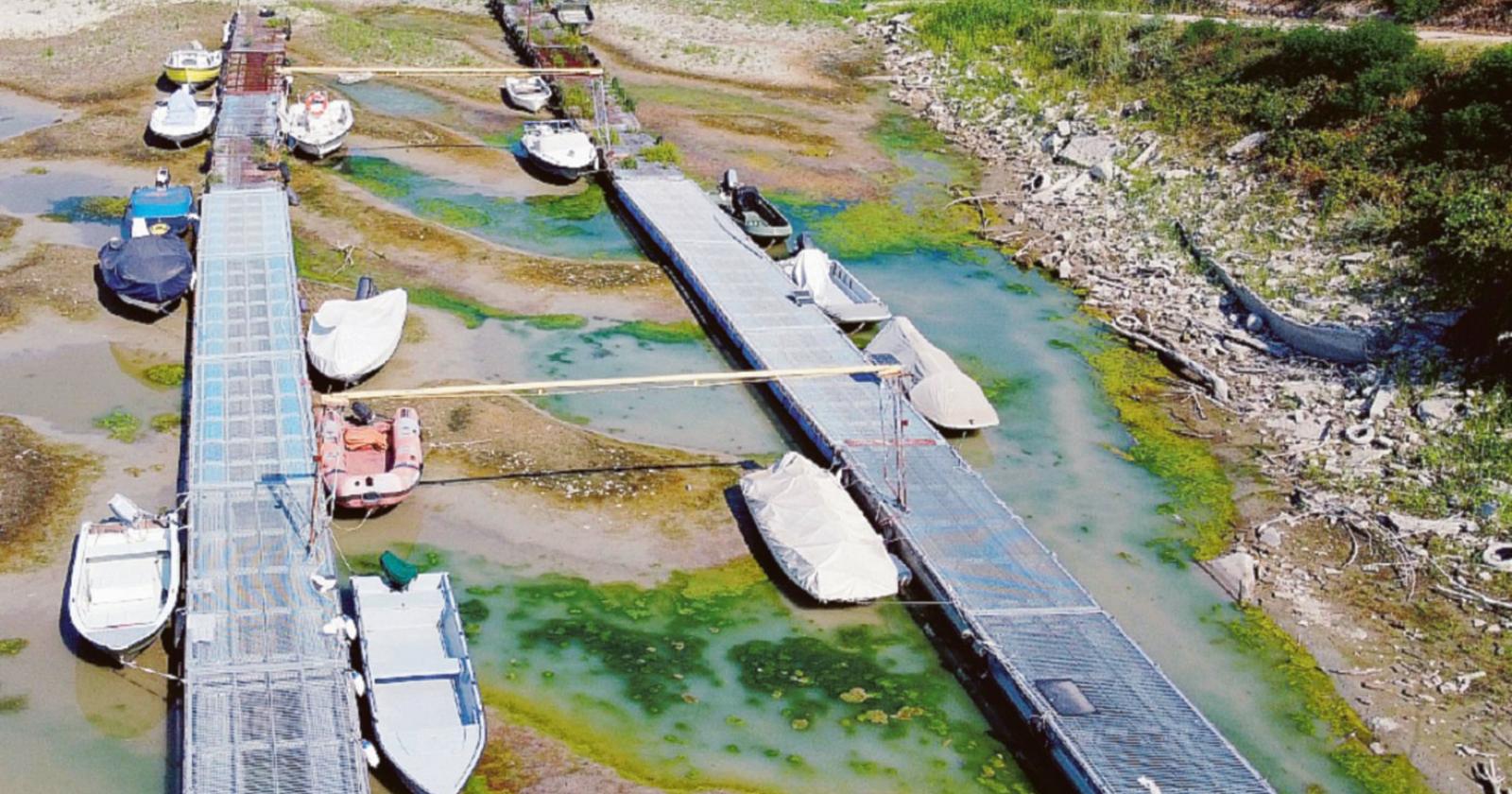 Il grande fiume sparisce nella sabbia