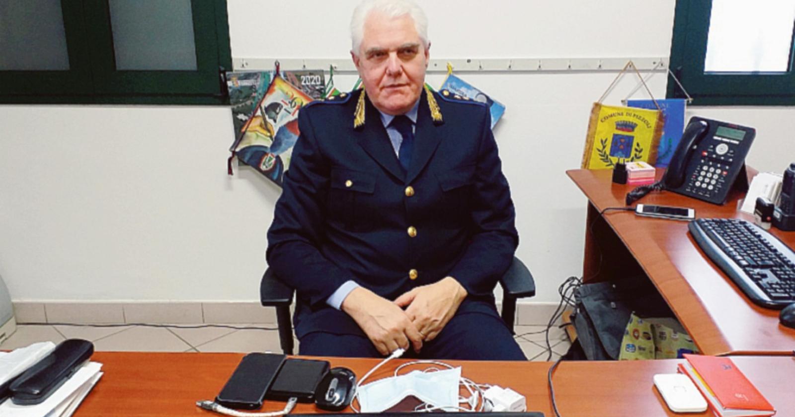 Il comandante va in pensione