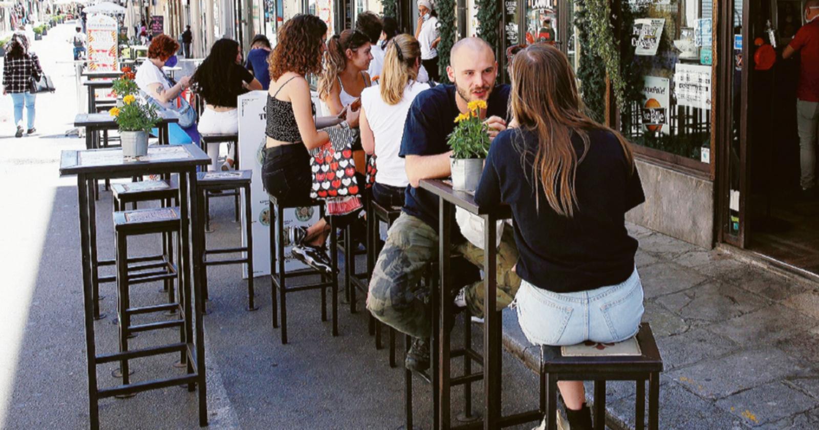 Fare il turista ormai costa una fortuna