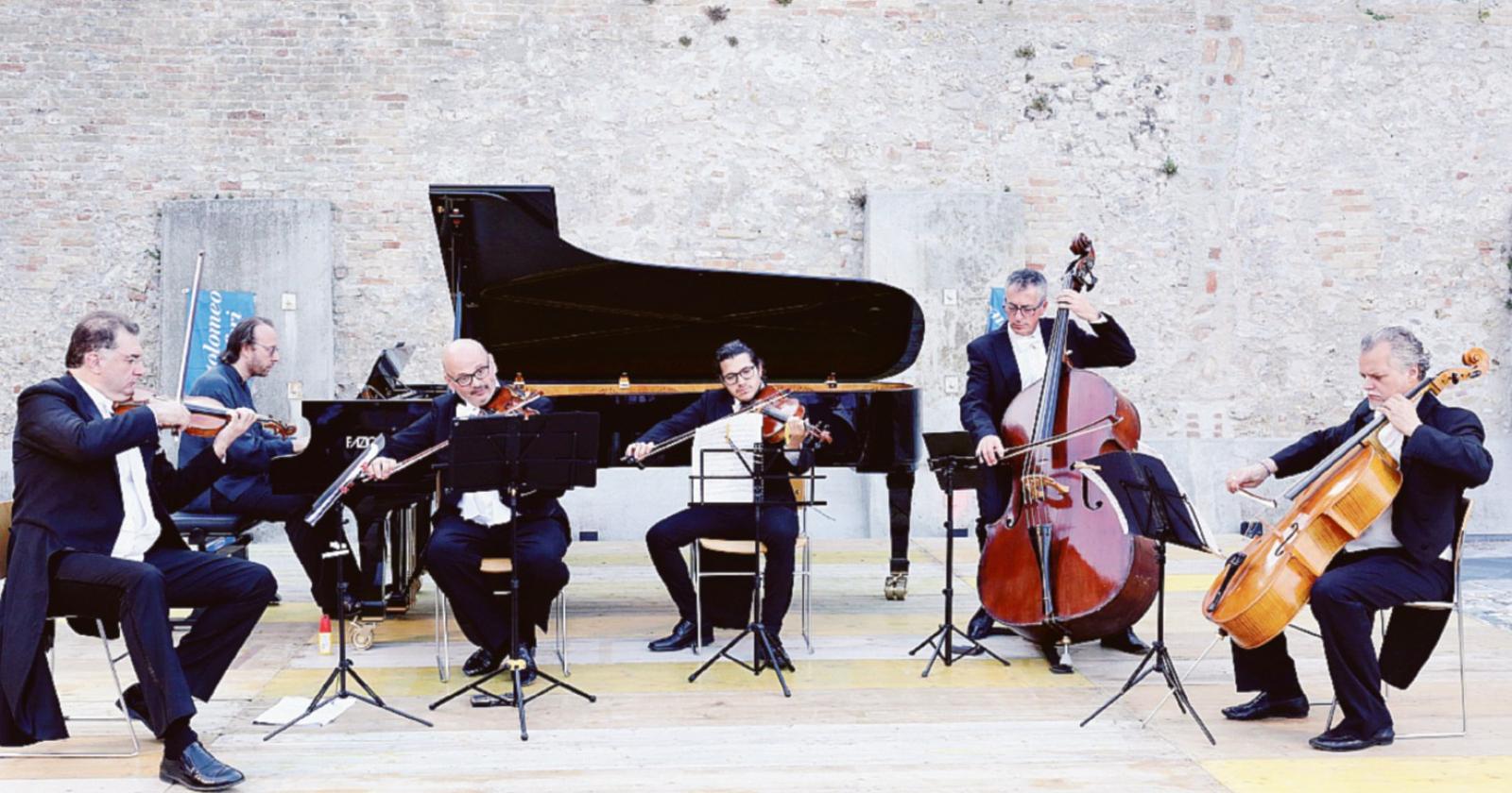Il violoncello risuona in Rotonda