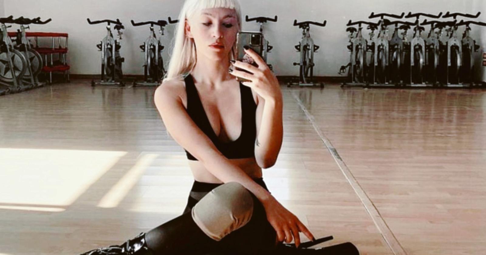 Maria rompe i tabù e insegna twerk