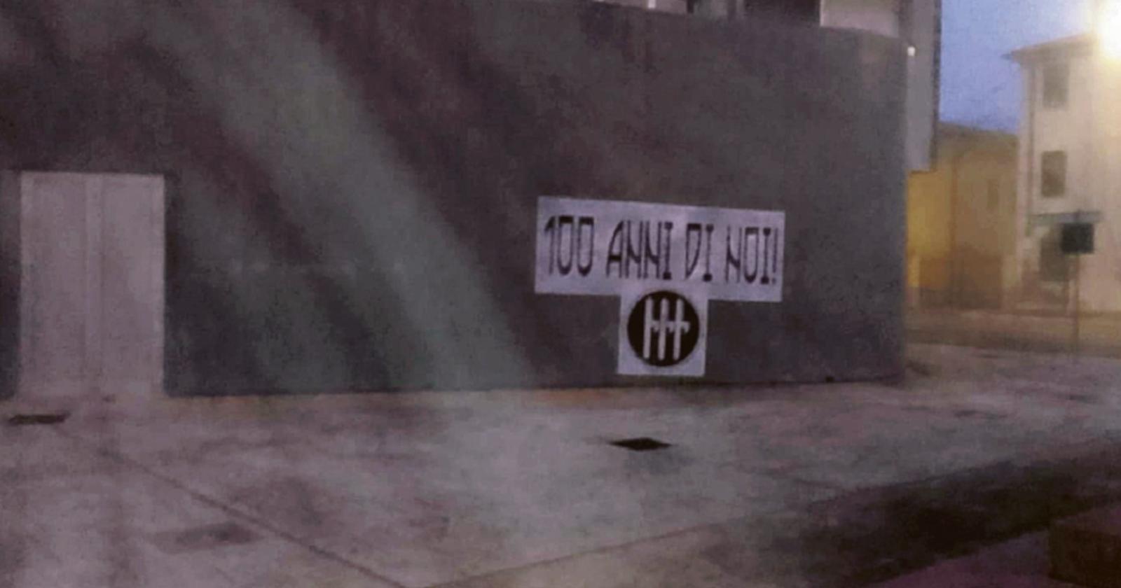 "Scritta fascista in piazza Matteotti, gesto deplorevole"