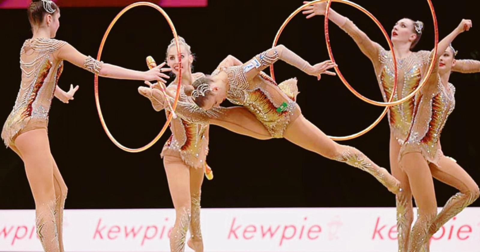 Ritmica della bufera: "Allenamenti durissimi e umiliazioni"